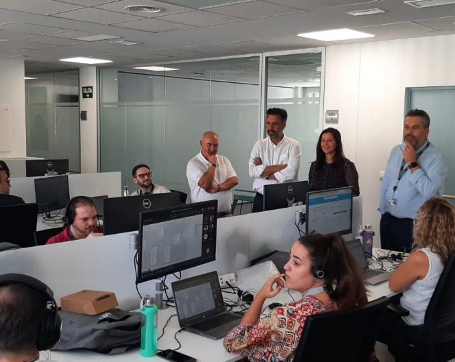 Recibimos la visita de Raúl Jiménez y María Pérez Naranjo, de la Agencia Digital de Andalucía, a nuestro Talent Hub